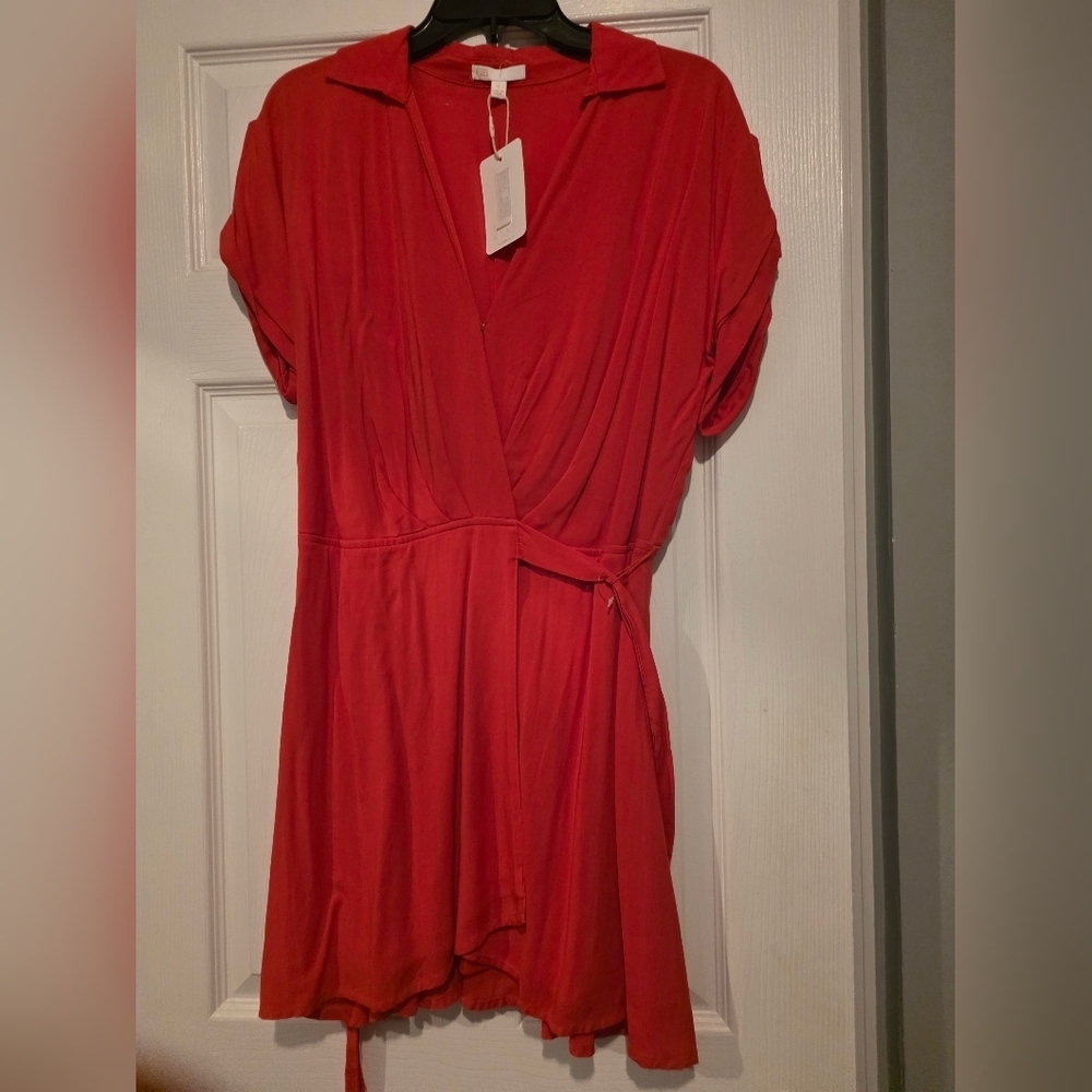 FLASH SALE- NWT- Gianni Bini Red Wrap-Style Short Dress
